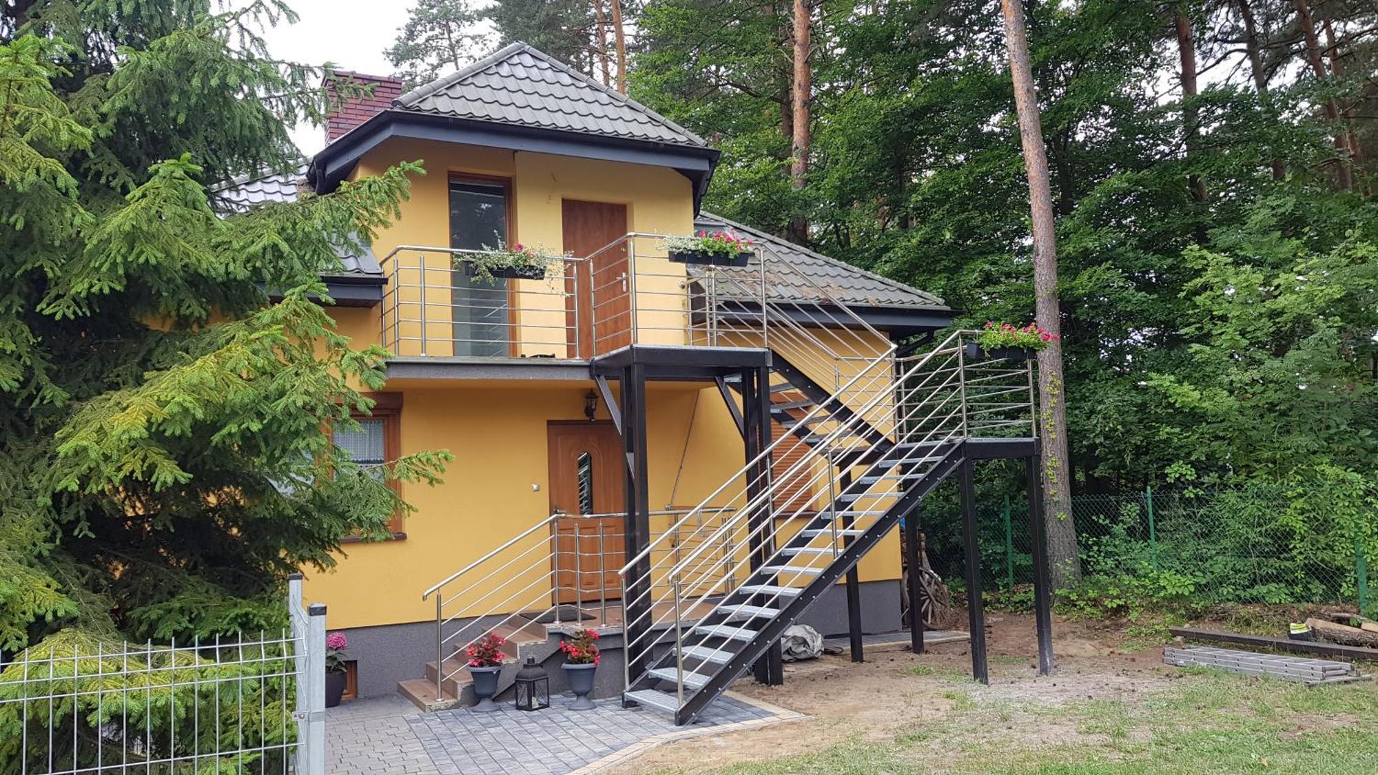 Apartament Sosnowa Lägenhet Krasnobród Exteriör bild
